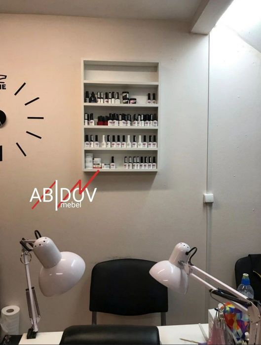 Навесные полки для лаков и для других предметов интерьера