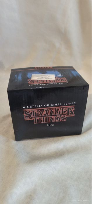 Нова оригинална чаша Stranger Things (Netflix)