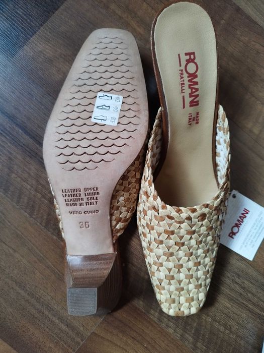 Pantofi din piele