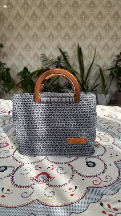 Вязанная сумка ручной работы
