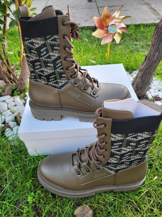 Оригинални кубинки Guess