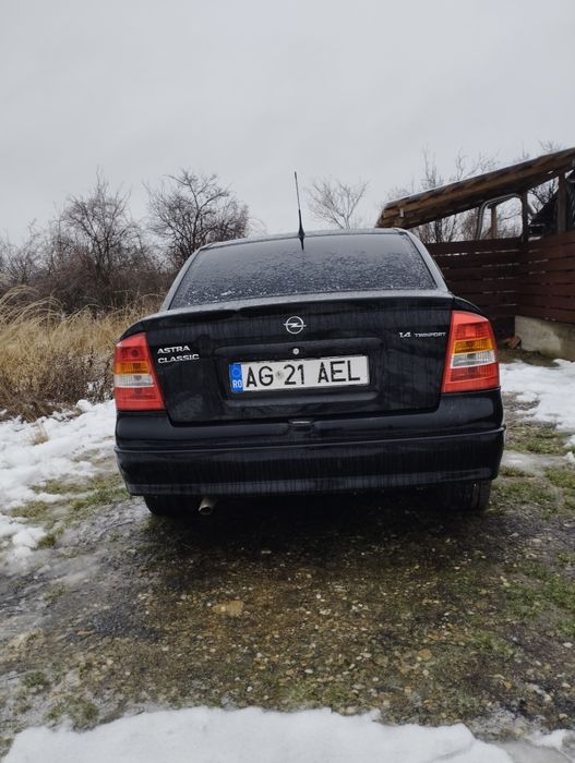 Opel ASTRA G Berlina 1.4 benzină+ GPL 2 seturi roți complete