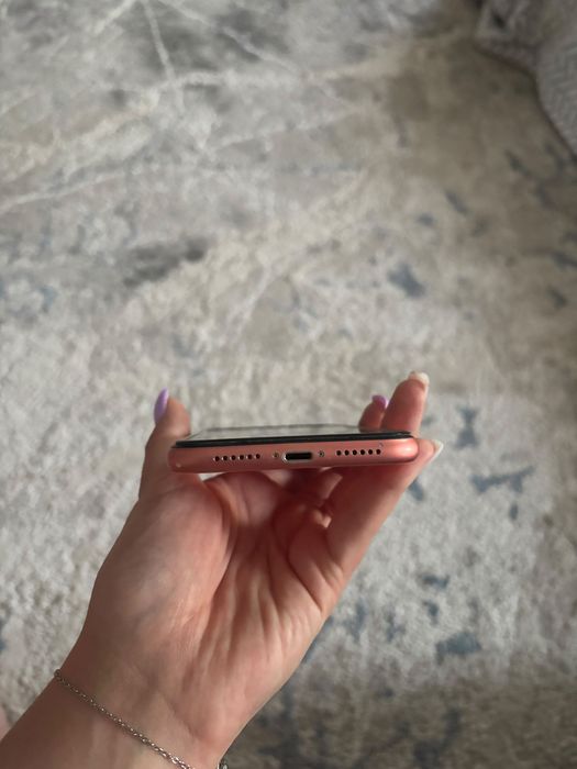 iPhone XR 64gb не вскрытый