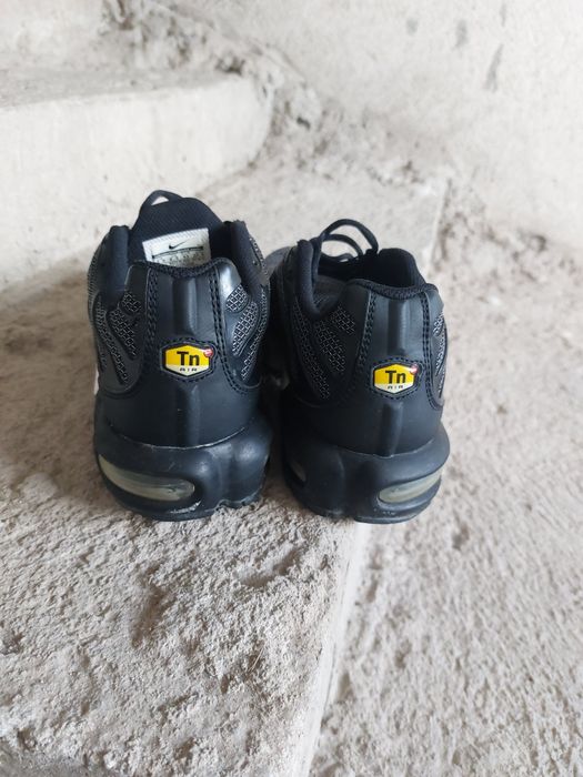 Оригинални мъжки маратонки nike tn