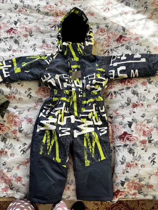 Продам слитный комбенезон