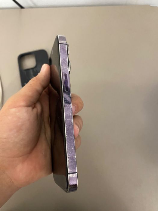 Apple iPhone 14-pro
