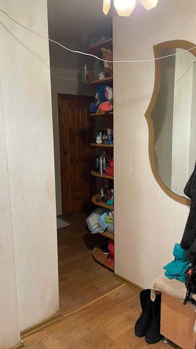 Продам 2-комн. кв,2/5 Военный городок