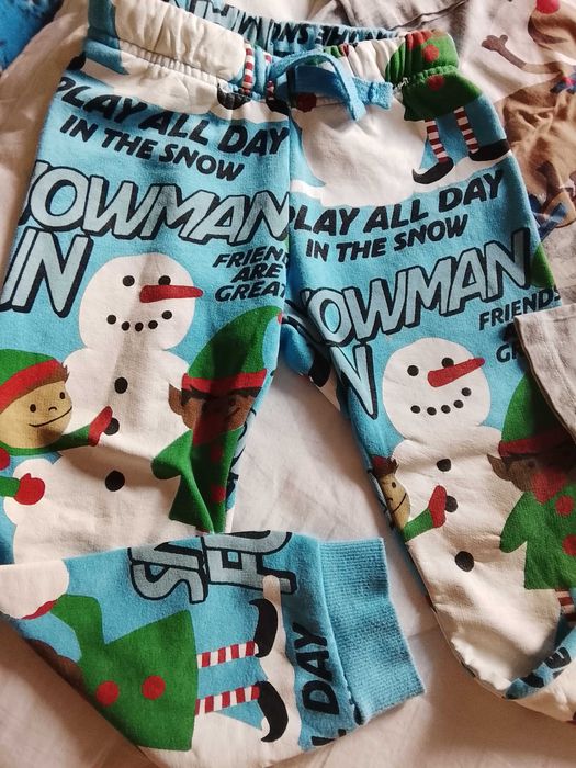 Коледна пижама H&M 5год.