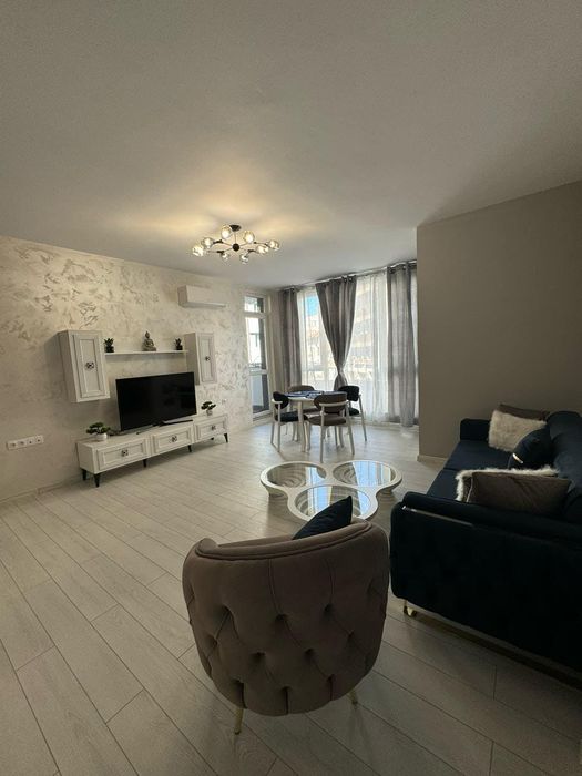 Дава се под наем Двустаен апартамент в Пловдив, Каменица 1 - 80 кв.м за 575 € - Снимка #2