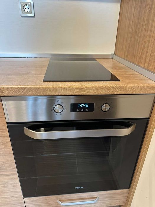 Дава се под наем Тристаен апартамент в София, Център - 54 кв.м за 420 € - Снимка #2