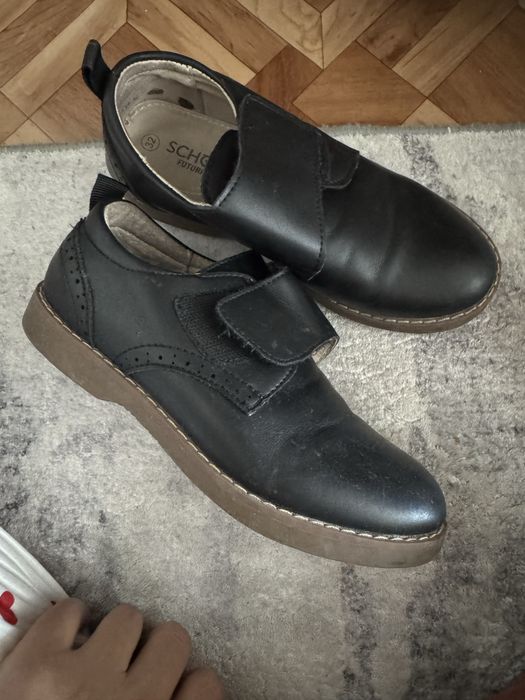 Продам туфли для мальчиков