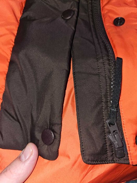 Пуховик Марни, Юникло