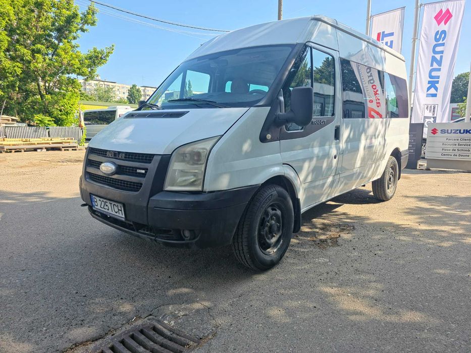 Ford Transit 2.4 TDCi 9 locuri – 2008 – Înmatriculat RO – Ideal transport persoane