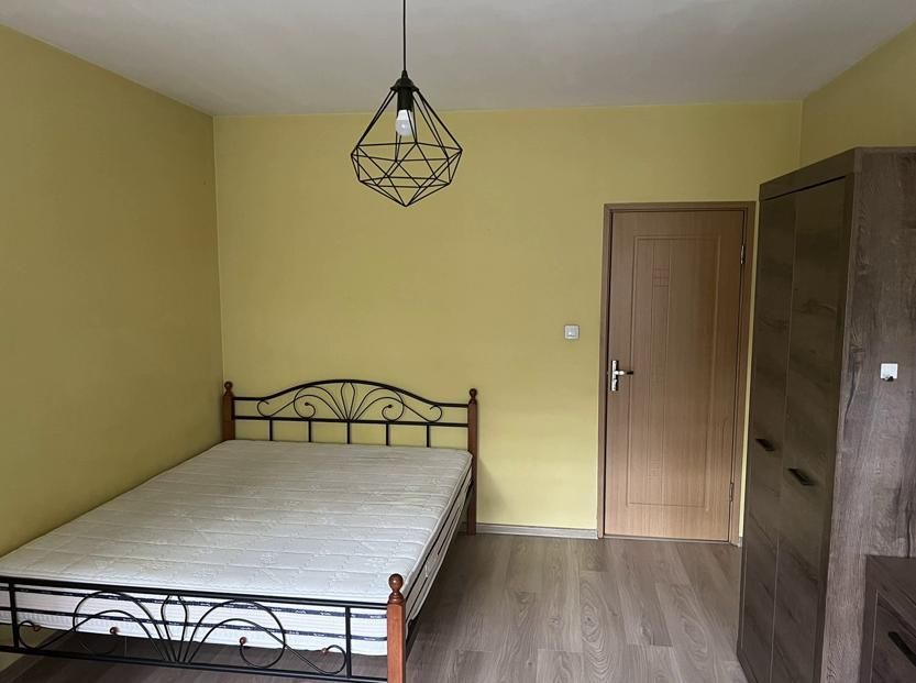 Дава се под наем Тристаен апартамент в Пловдив, Южен - 148 кв.м за 1200 € - Снимка #3