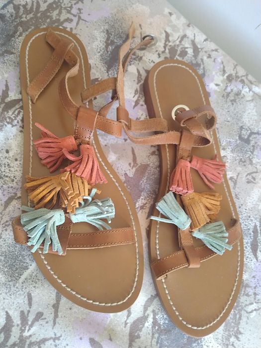 Sandala Pull&Bear 40