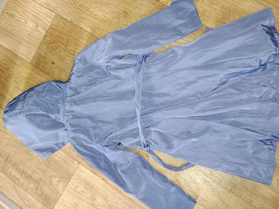 Демисезонная куртка, плащ для девочки