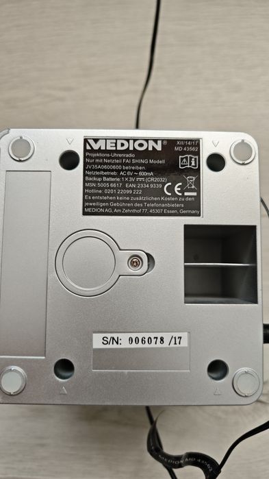 Radio ceas deșteptător Medion cu proiectare oră!