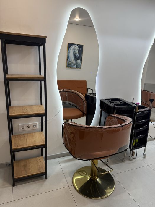 Сдается рабочее место для парихмахера