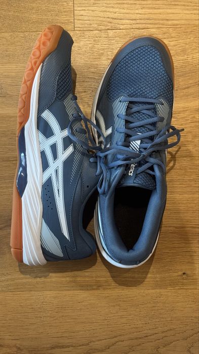 ASICS спортни обувки №46 чисто нови