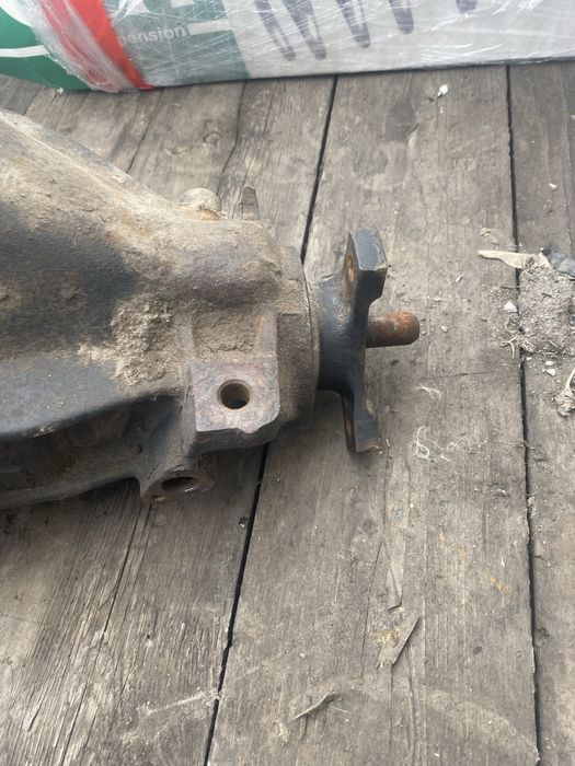 Редуктор задний mersedes 124