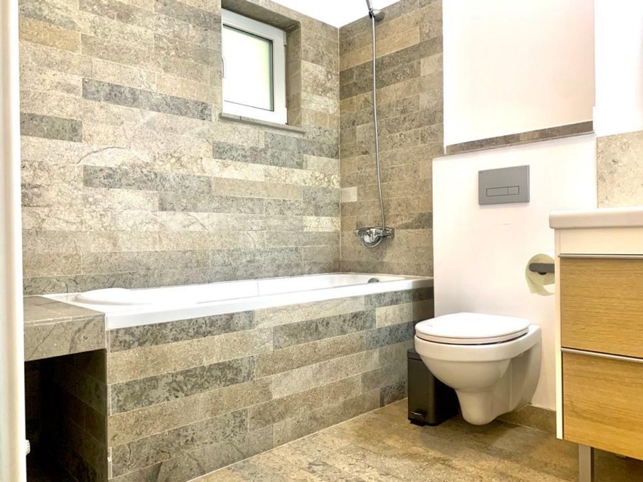 Inchiriez apartament Platinia