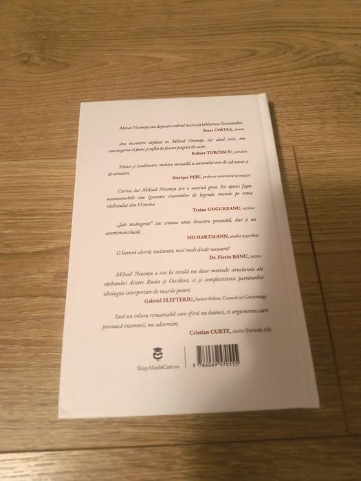 Vând carte Șah Însângerat,scrisă de Mihail Neamțu,la preț bun!