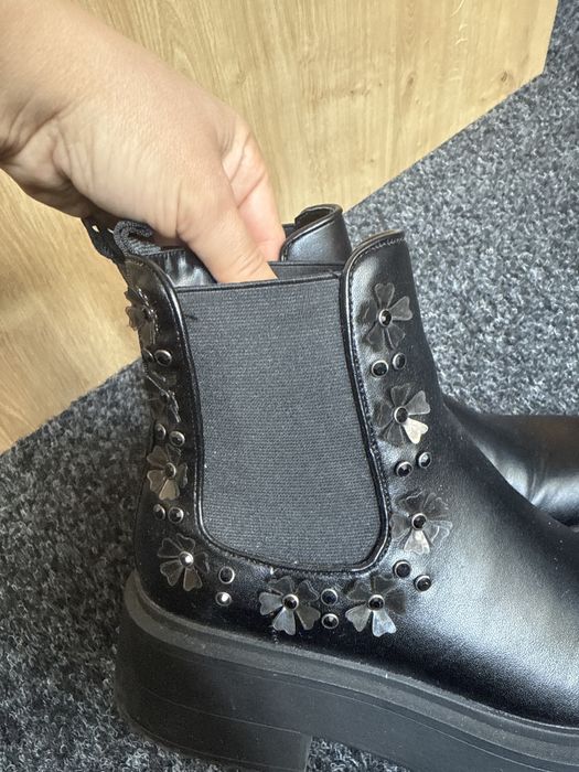 Нови стилни Боти 37номер