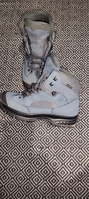 Туристически обувки висок клас gore-tex