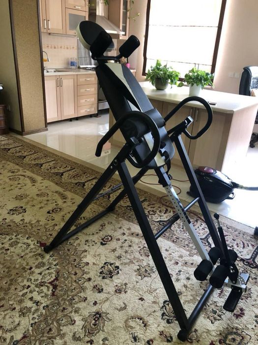 Инверсионный стол для грыжи позвоночника