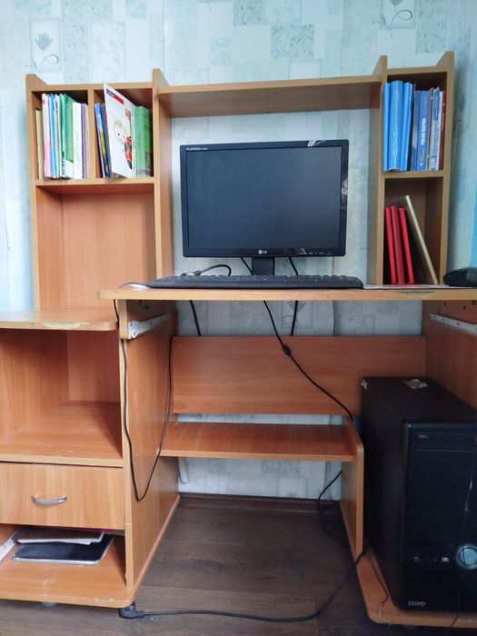 Кампютер барча жизозлари БН кампютер столи хам сотилади