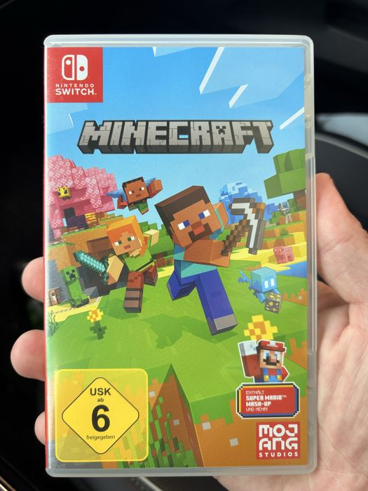 Minecraft и Super Mario Odissey за Nintendo Switch 2