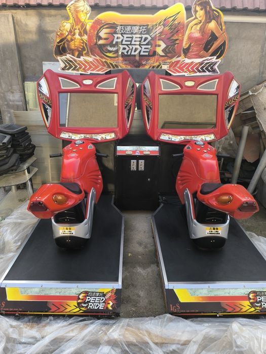 Игровые автоматы..Мото симулятор..