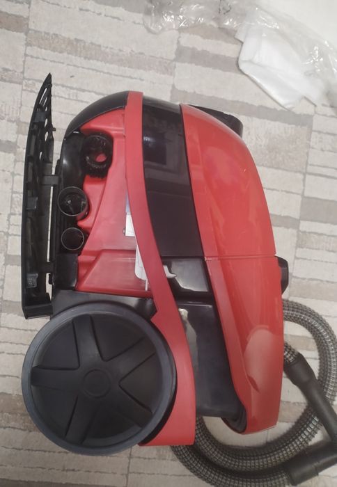 Aspirator BOSCH Wet And Dry