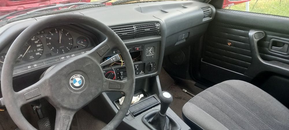 BMW E30 318i Sedan (1989) Facelift - Proiect Restaurare Top / Capsulă a Timpului