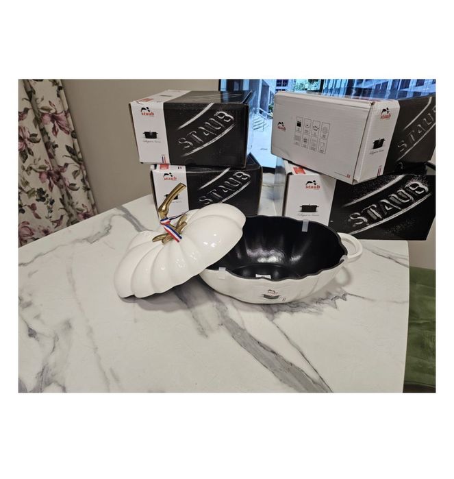 Продам чугунный казан