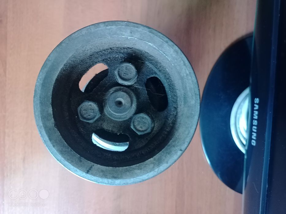 Вакуумный насос авто