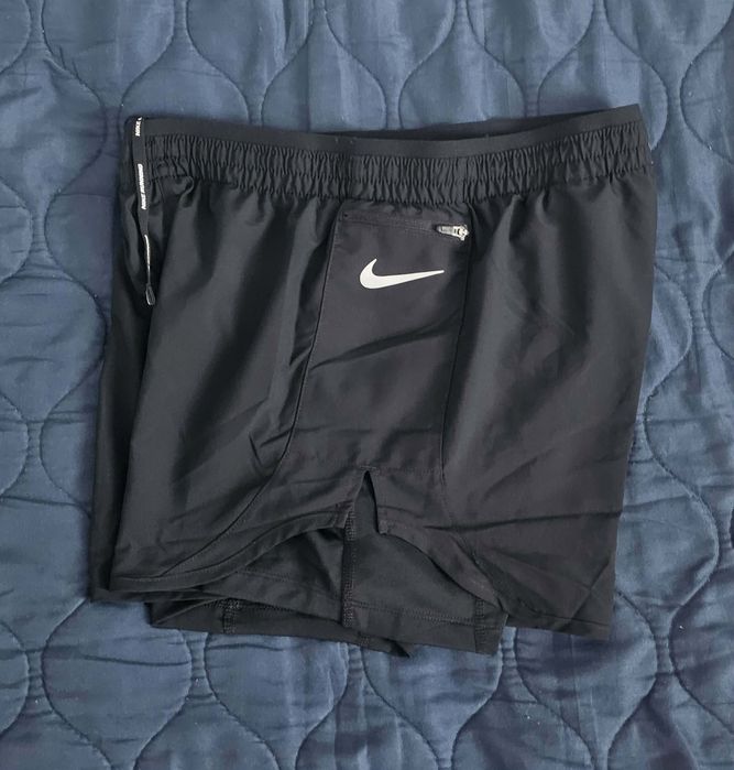 Оригинални къси панталонки с клин Nike DRI-FIT