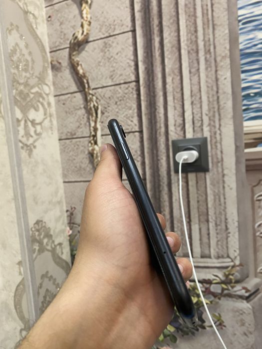 Iphone xr 86%radnoy yomkst ochilmagan usta kormagan