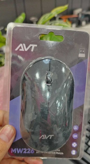 Янги ноутбук Lenovo. Бир хафта ишлатилган.