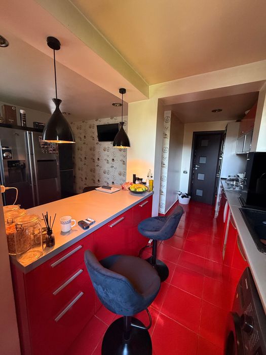 Apartament în vila 3camere + Spațiu comercial