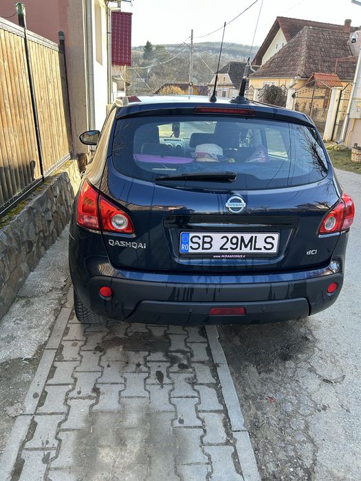 Vând Nissan Qashqai 1,5 dci