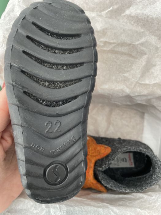 Пантофи 22 номер