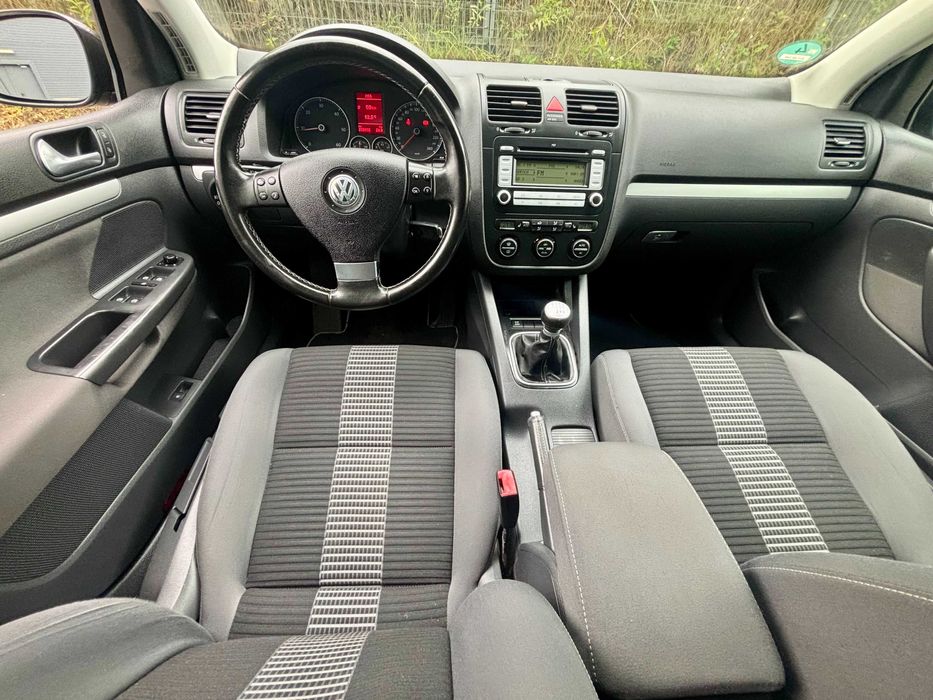 VW Golf 1.9 Tdi United /Climatronic/Scaune incalzite/Comenzi volan