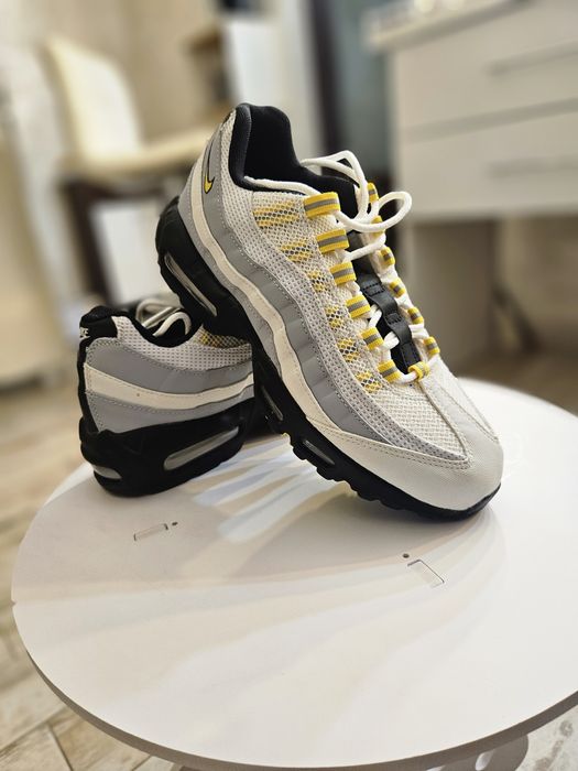 Nike Air Max 95 Essential (noi nouți, mărimea 42.5)