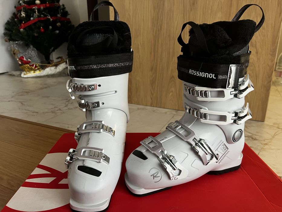 Женски ски обувки Rossignol