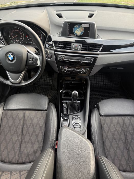 BMW X1 sDrive18d 2017/ Facelift / Navigatie Mare / Inteligent safety / Auto parking