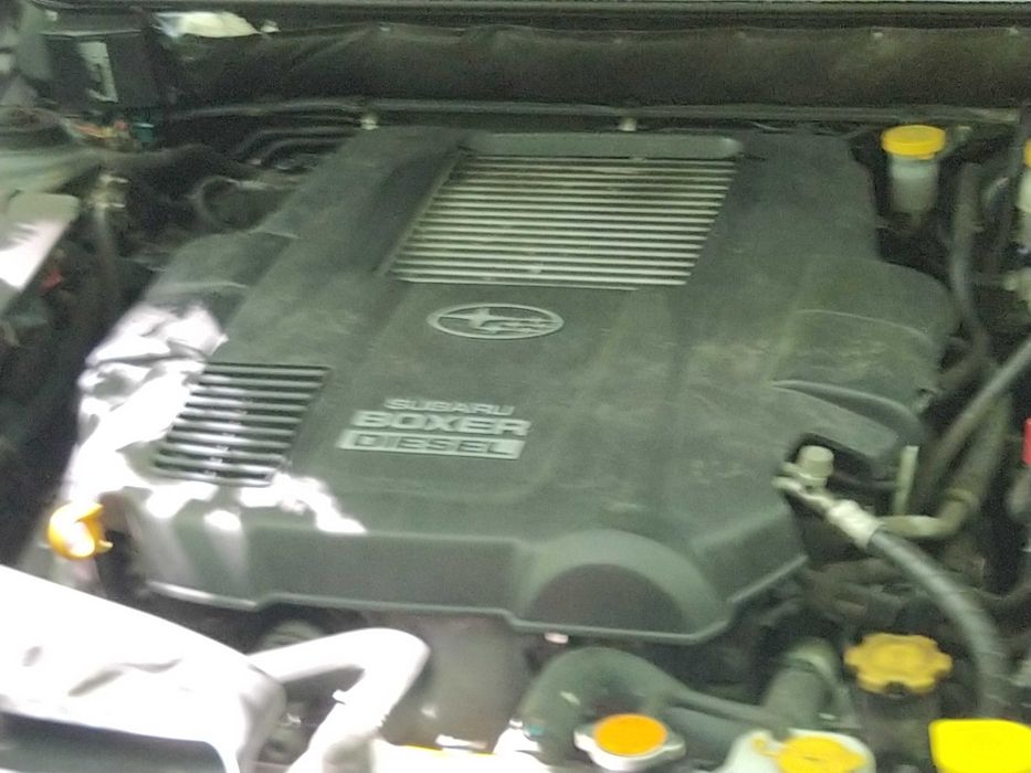 Subaru Outback diesel ,4x4 , 2010 .Stare foarte buna caros +mecanica.217000 km.certificati. Intretinuta anual la Subaru Belgia (documente) .