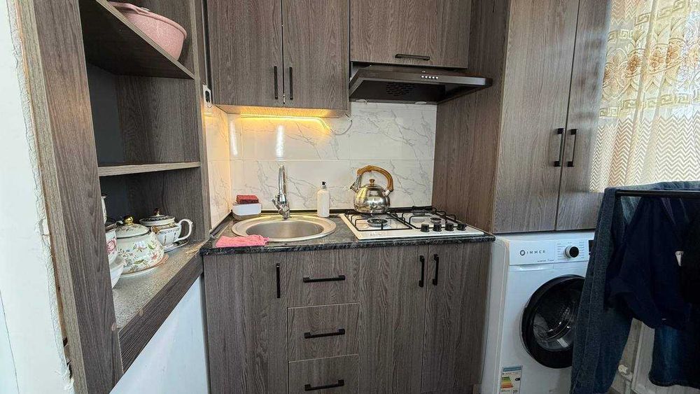 Киргили Тошкент кафе 4 қаватда 2 хонали квартира сотилади. ID: 1589