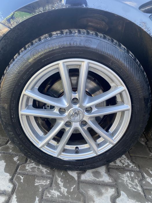 Vand golf 5 gri , cu cutie manuala