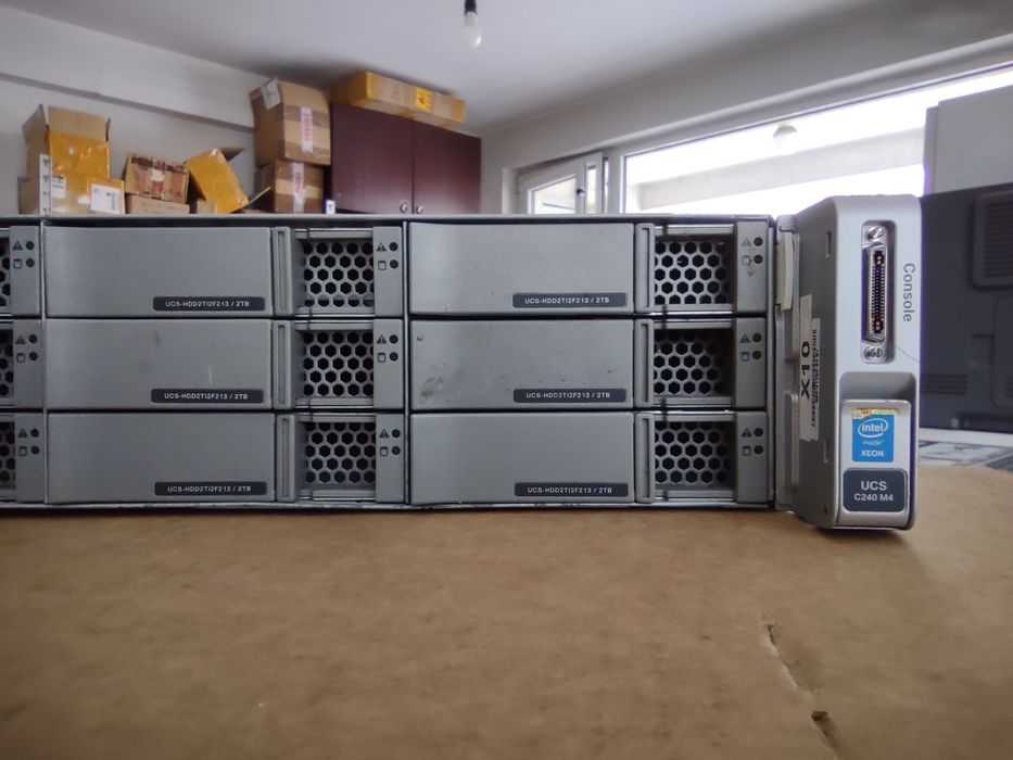 Сървър Cisco UCS C240 M4L 12*LFF 2*E5-2650v4 12c 2.2-2.9GHz 64GB MRAID